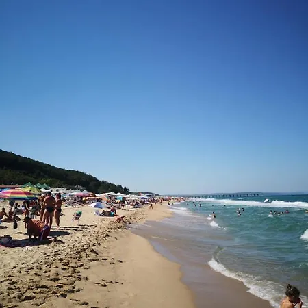 Szálloda Weisser Schwan белият лебед *