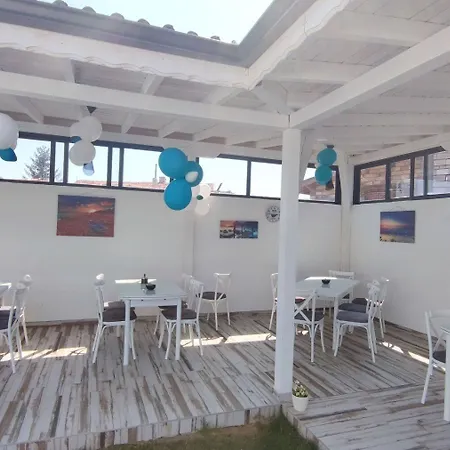 Weisser Schwan белият лебед Szálloda