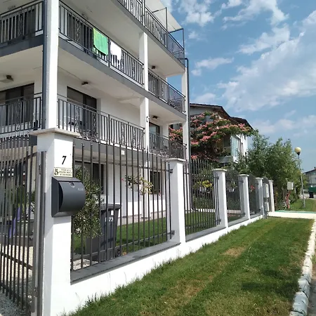 Weisser Schwan белият лебед Szálloda Skorpilovci