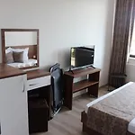 Hotel Weisser Schwan белият лебед