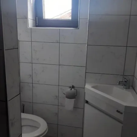 Hotel Weisser Schwan белият лебед *